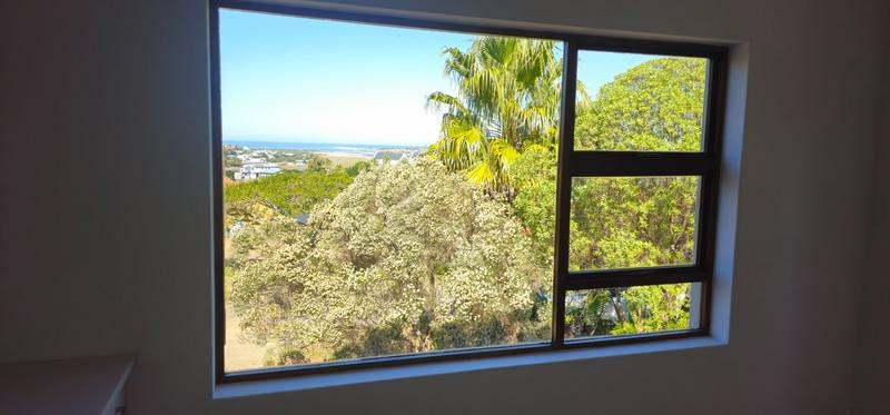 4 Bedroom Property for Sale in Stilbaai Wes Western Cape